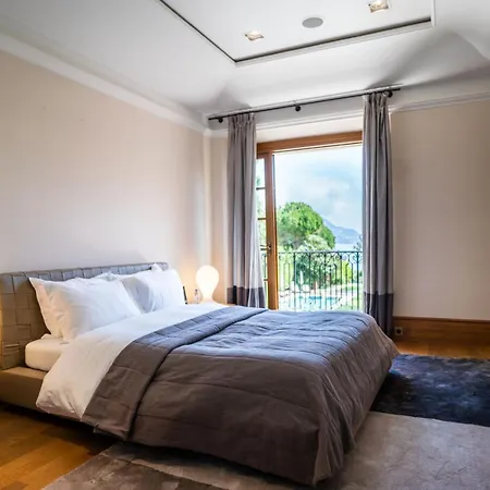 Bella Luna Villa *